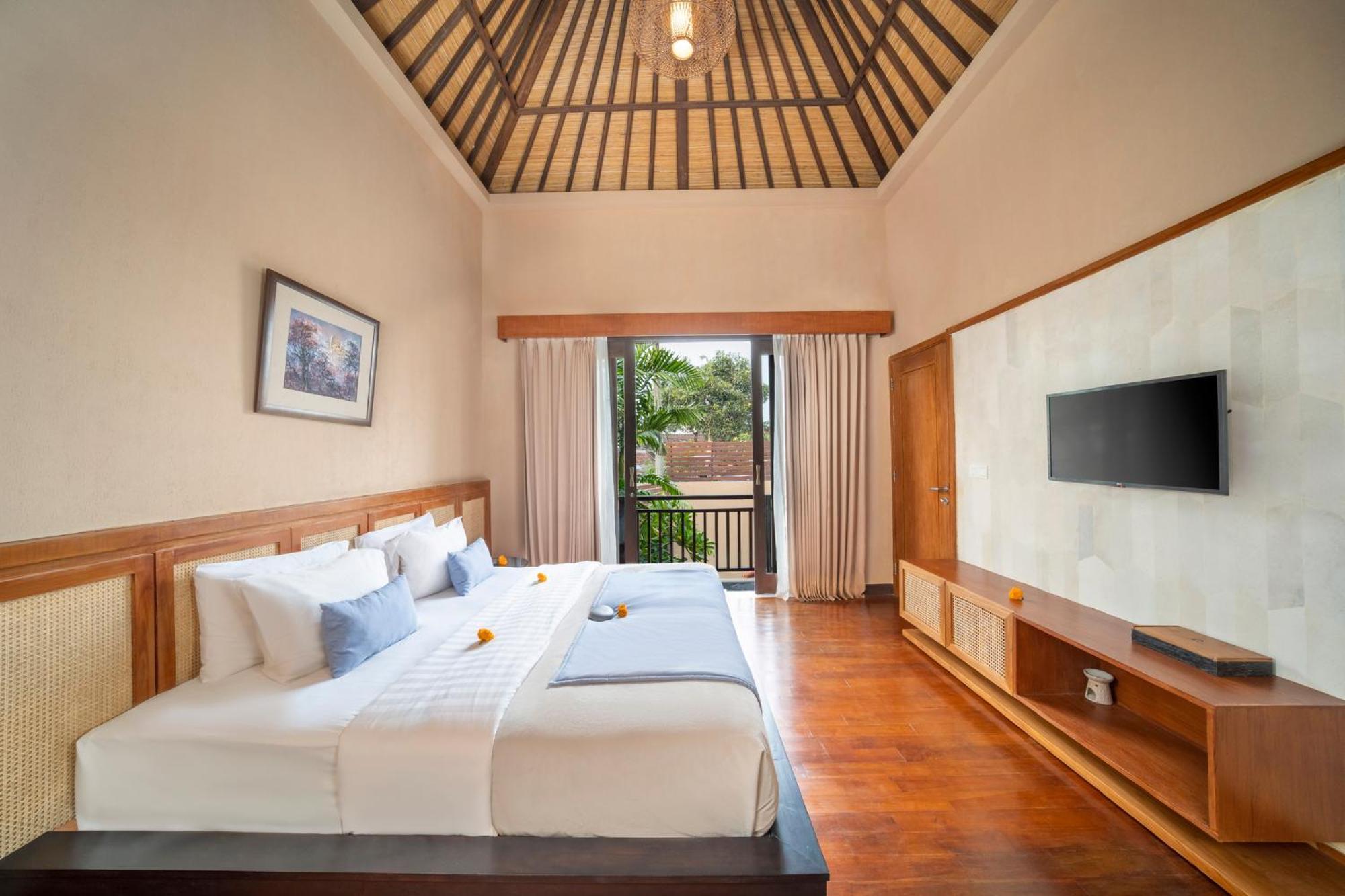 Canggu Circle Villa By Ini Vie Hospitality ภายนอก รูปภาพ