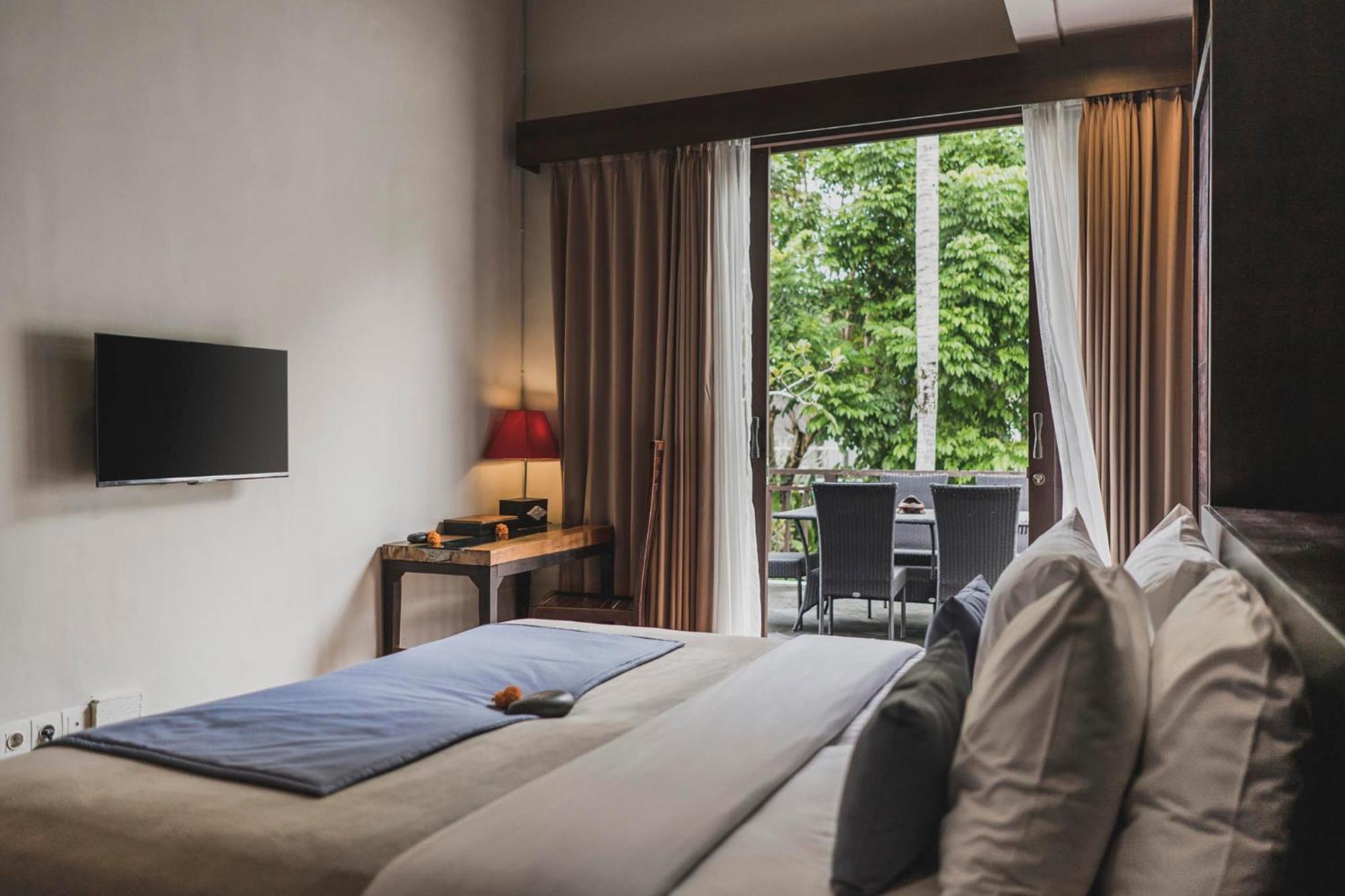 Canggu Circle Villa By Ini Vie Hospitality ภายนอก รูปภาพ
