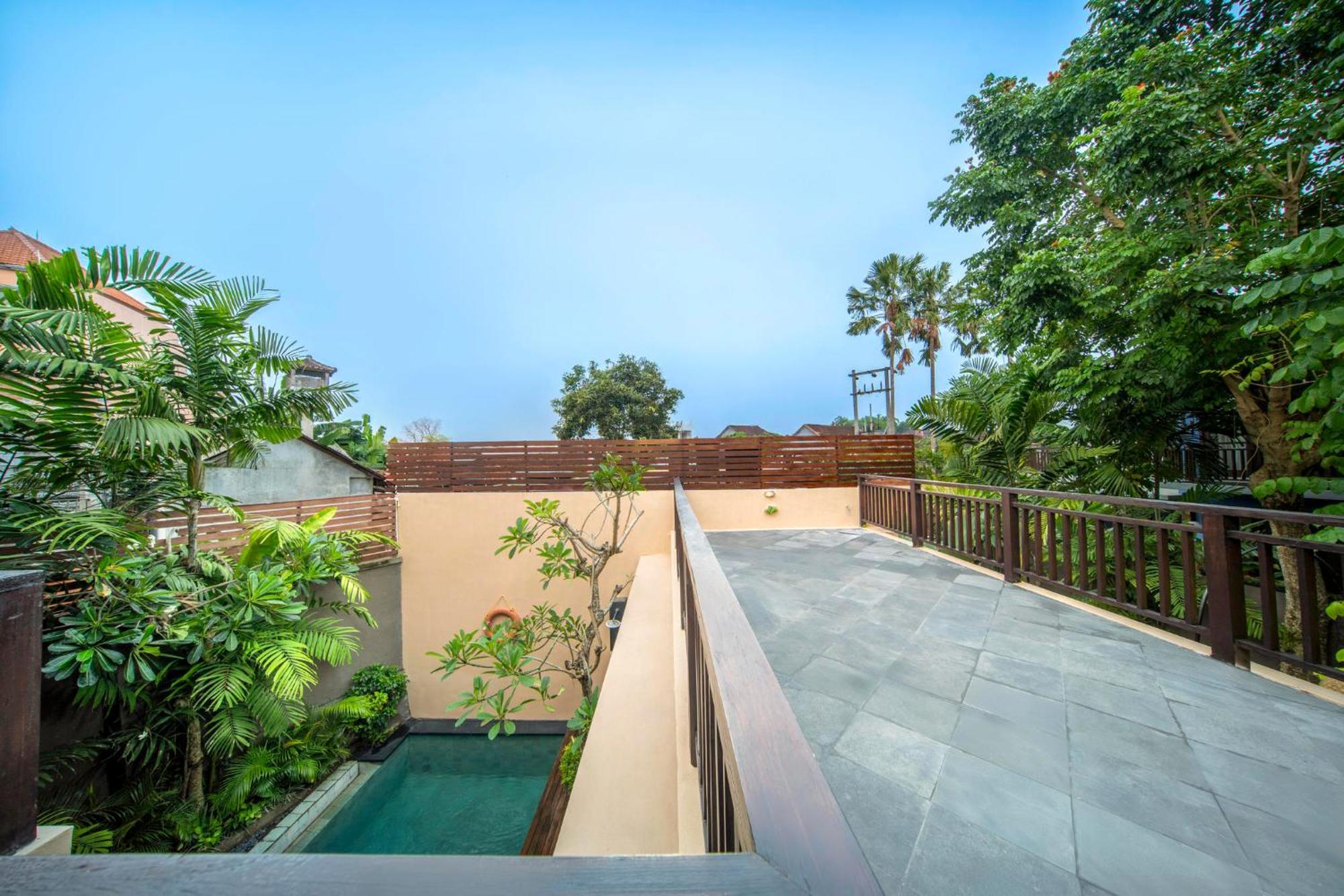 Canggu Circle Villa By Ini Vie Hospitality ภายนอก รูปภาพ